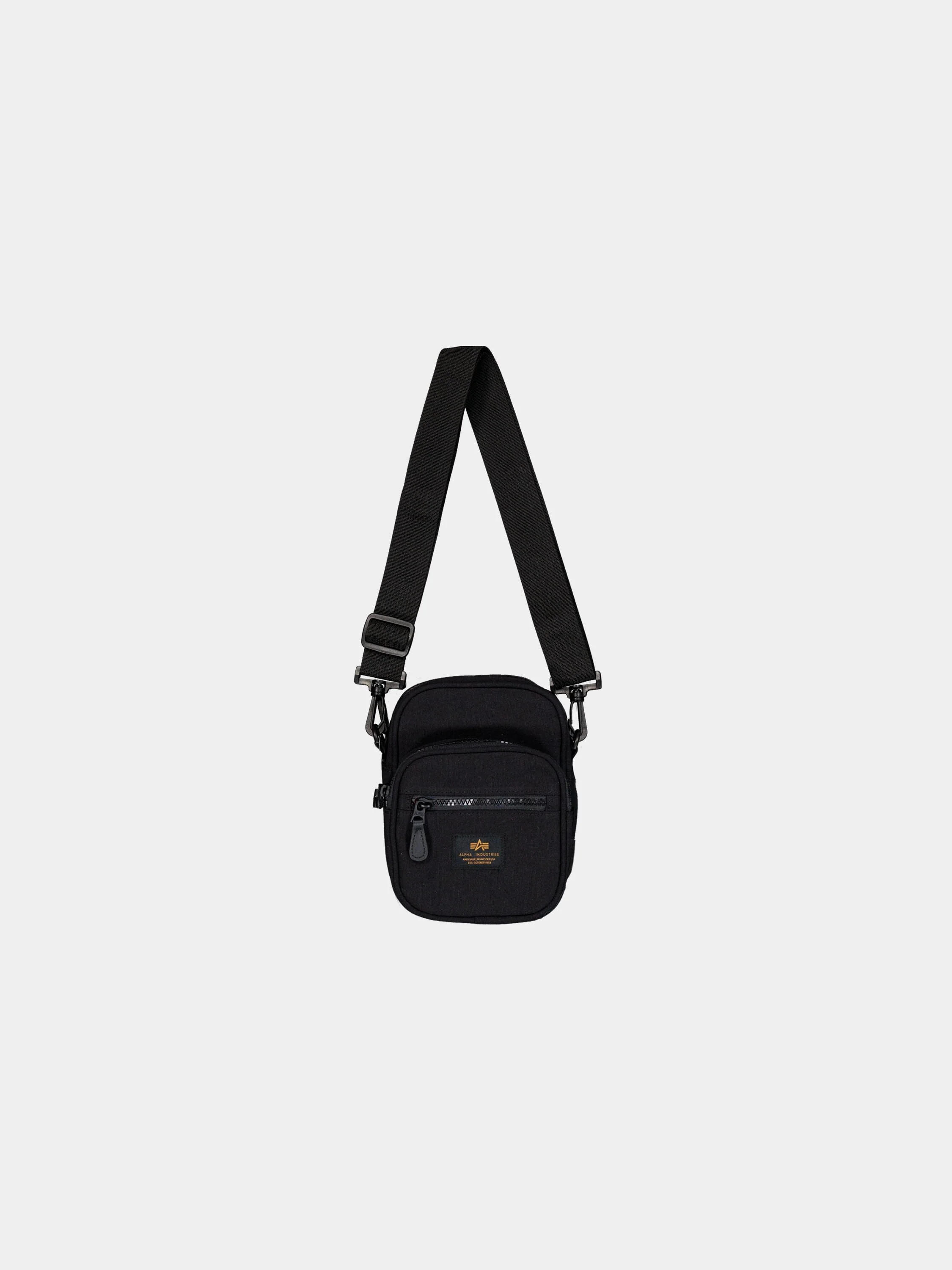 SMALL LABEL MESSENGER BAG