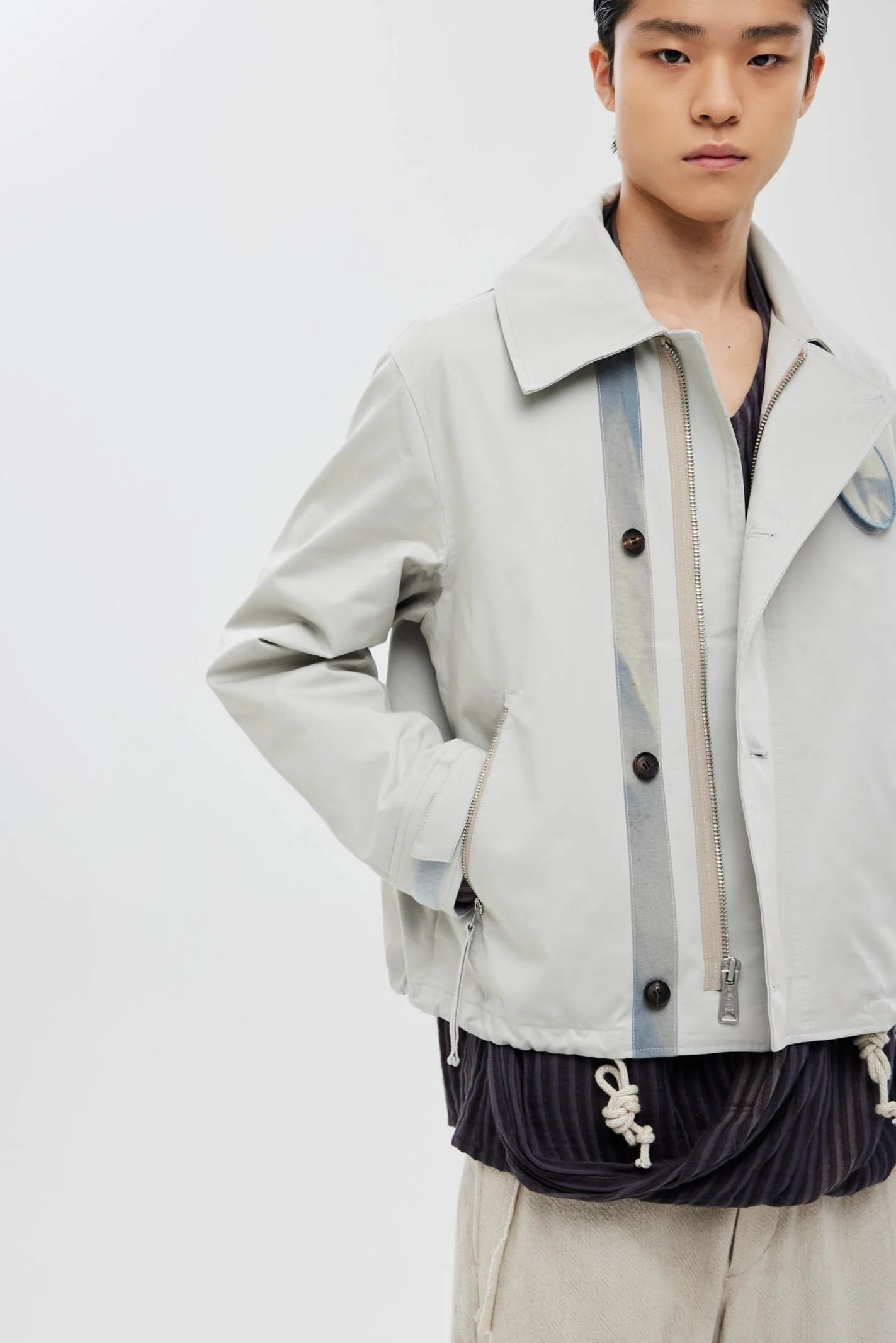 JIYONG KIM X ALPHA SUN BLEACHED WIDE COLLAR - Image 4