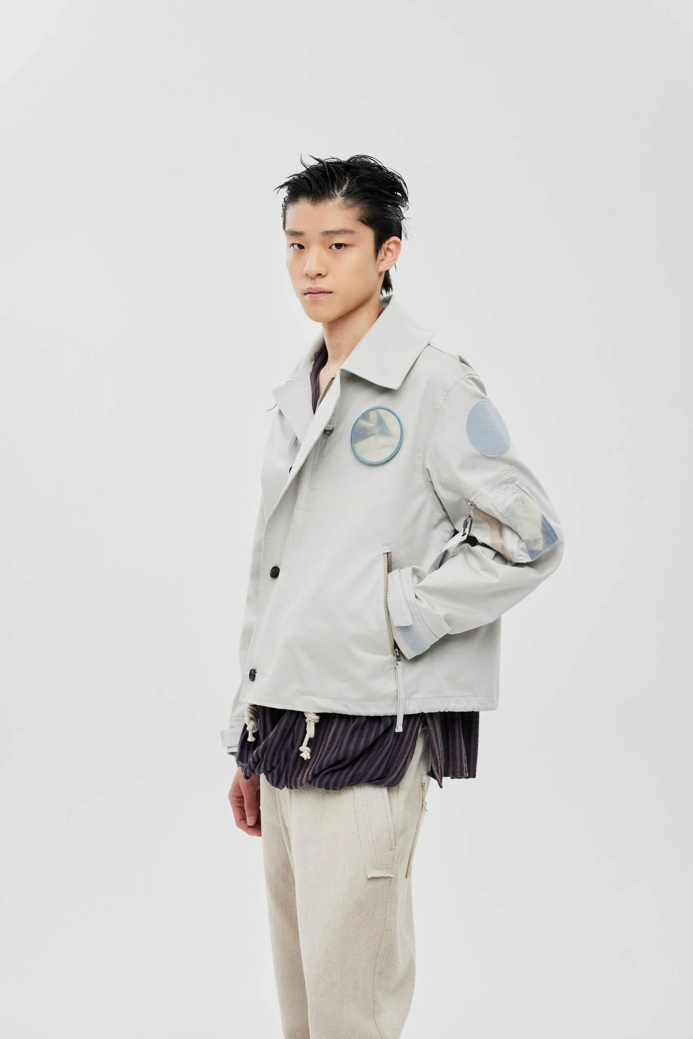 JIYONG KIM X ALPHA SUN BLEACHED WIDE COLLAR - Image 8