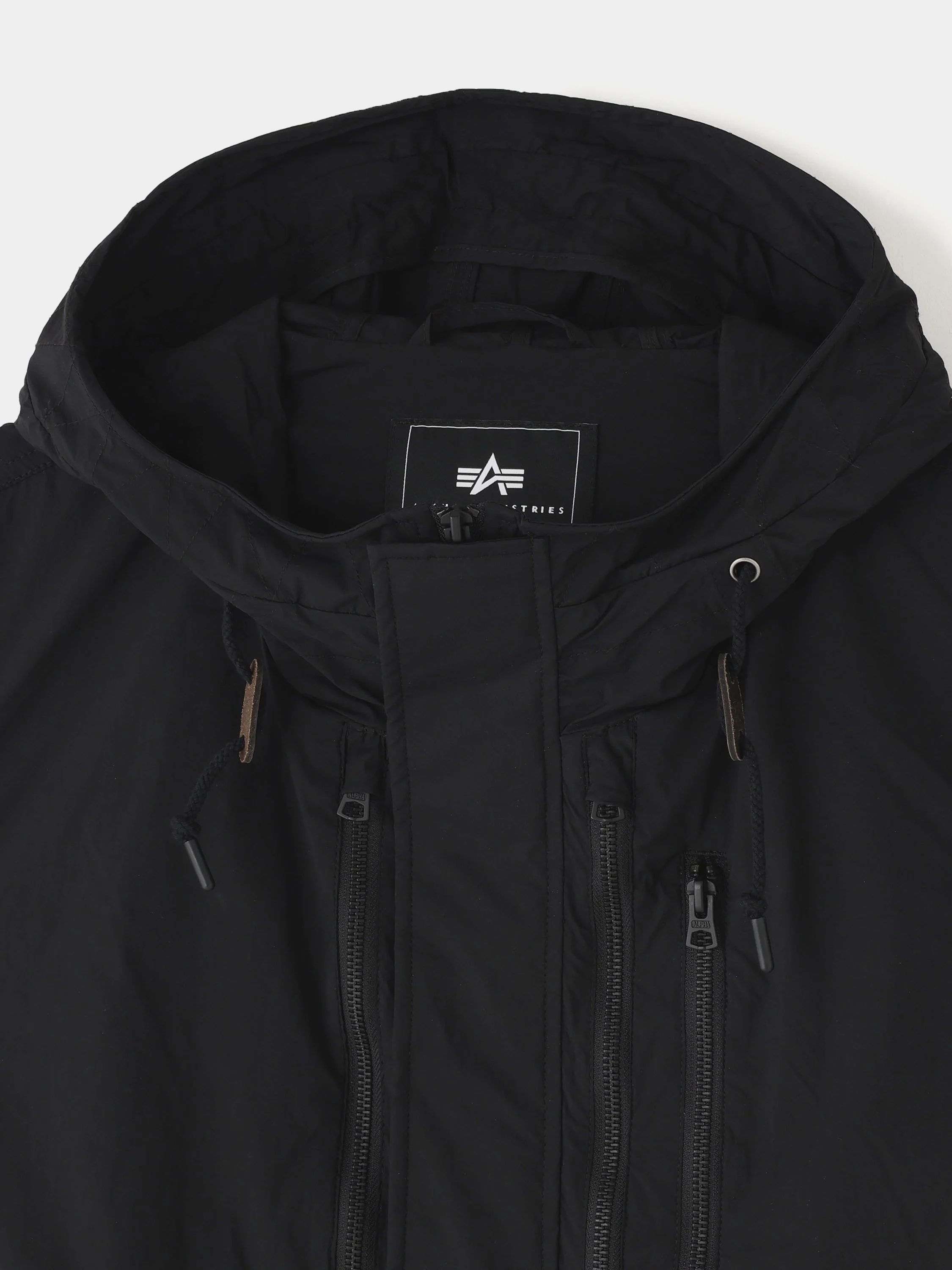 WHITE MOUNTAINEERING X ALPHA FISHTAIL PARKA - Image 5
