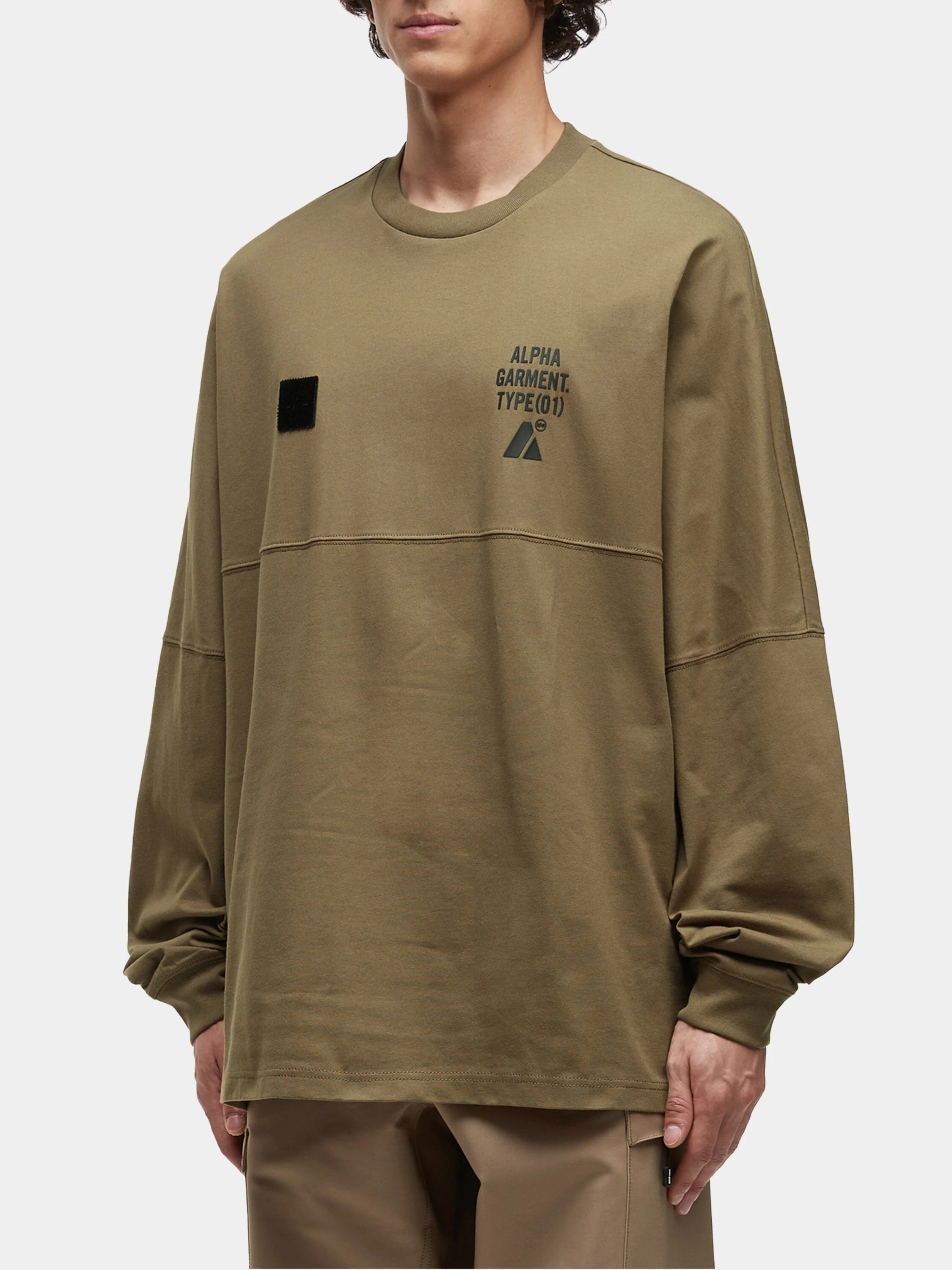 UNFRM LONG-SLEEVED GRAPHIC TEE - Image 3