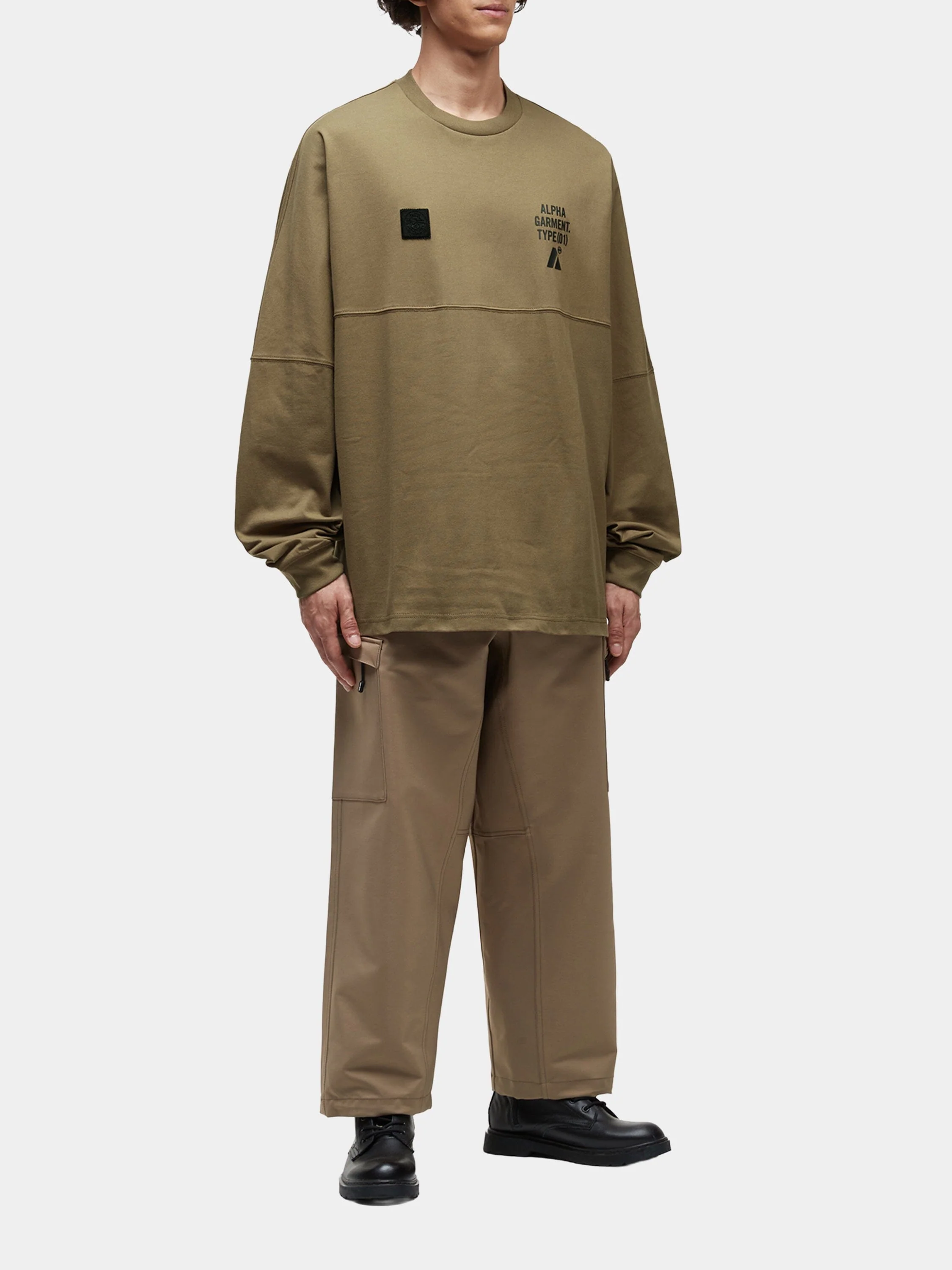 UNFRM LONG-SLEEVED GRAPHIC TEE - Image 6