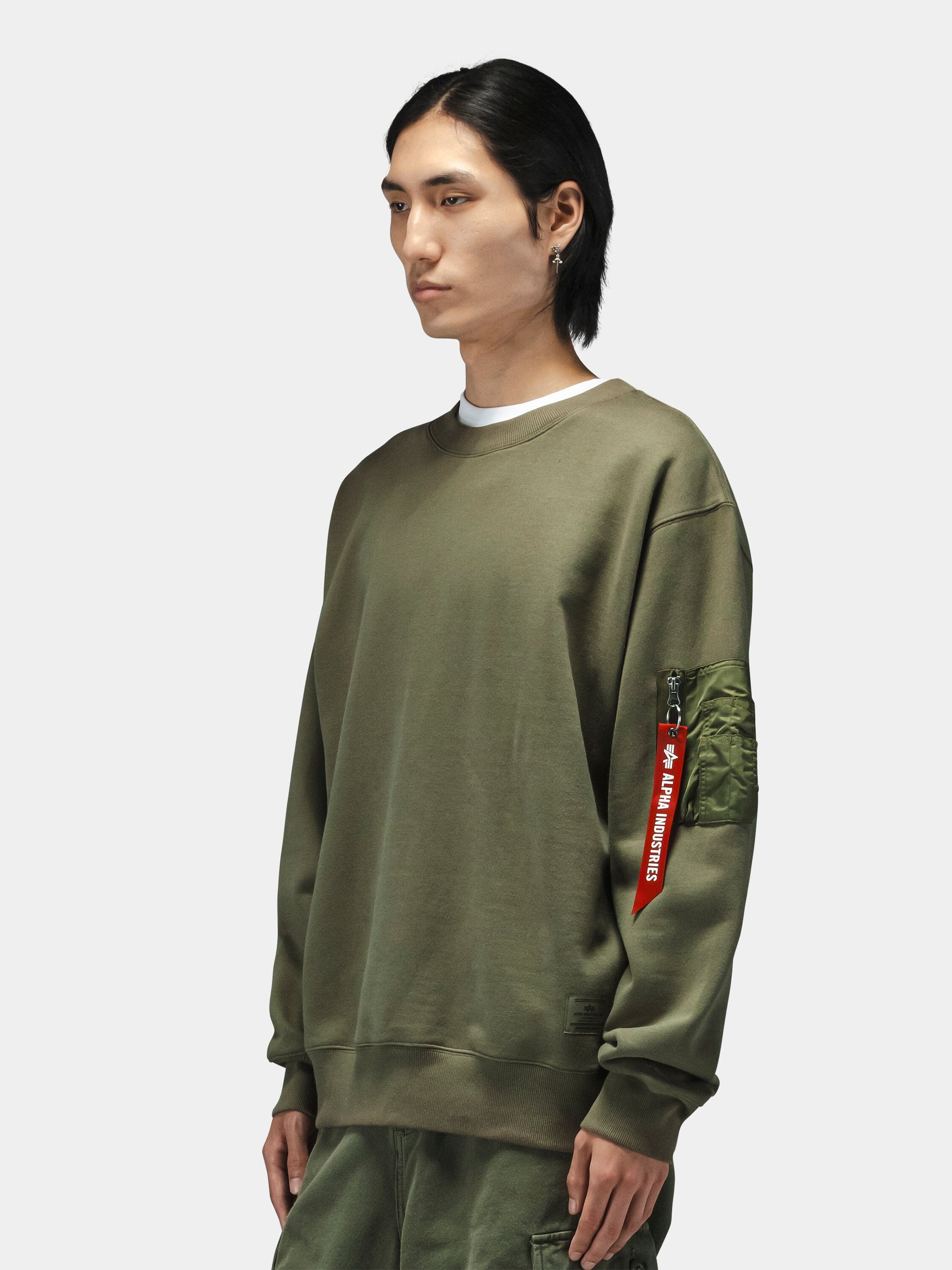 UTILITY POCKET CREWNECK - Image 2