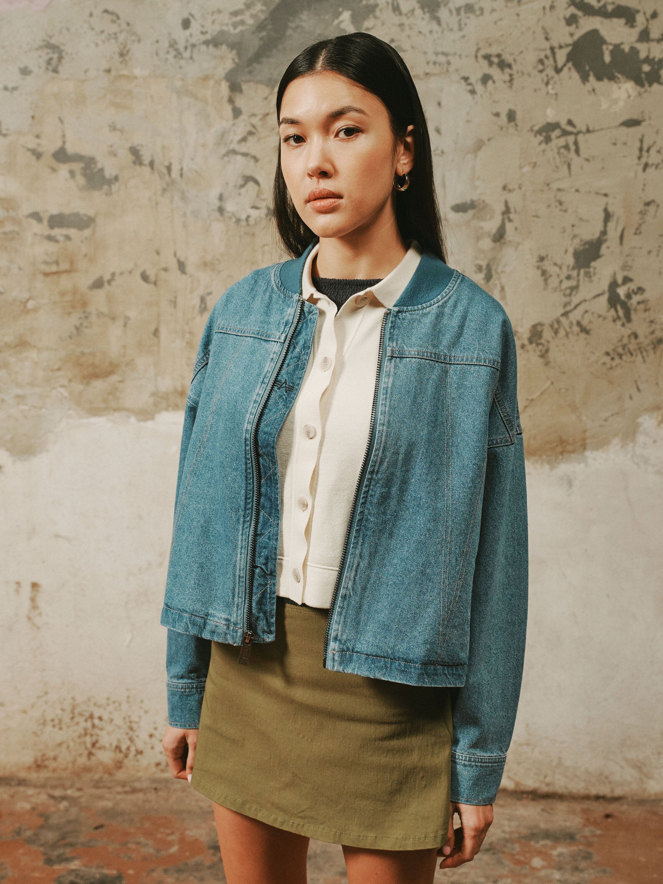 DENIM RELAXED FLIGHT JACKET WOMENS - Image 2