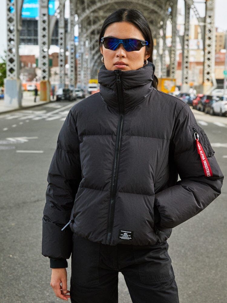 SIERRA SHORT PUFFER PARKA WOMENS - Image 2